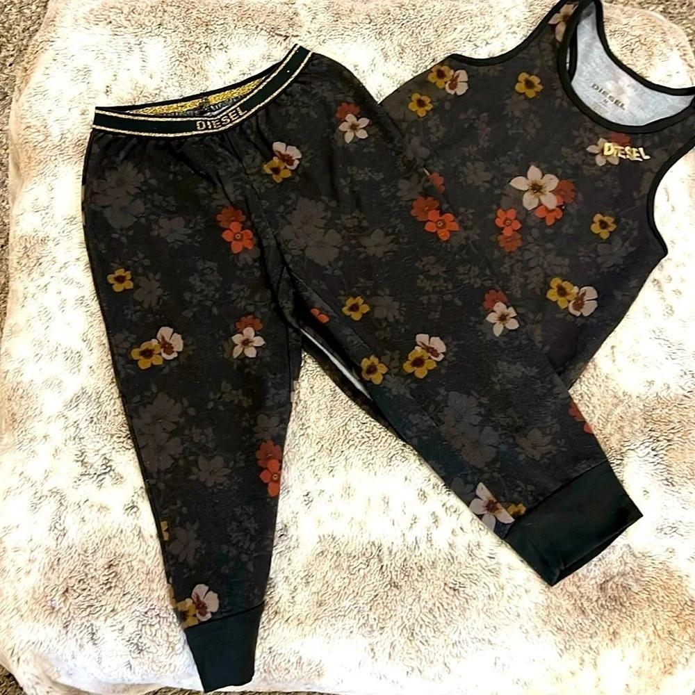 Diesel Brand Kids pajamas size 8/10 medium. Great shape, great material.